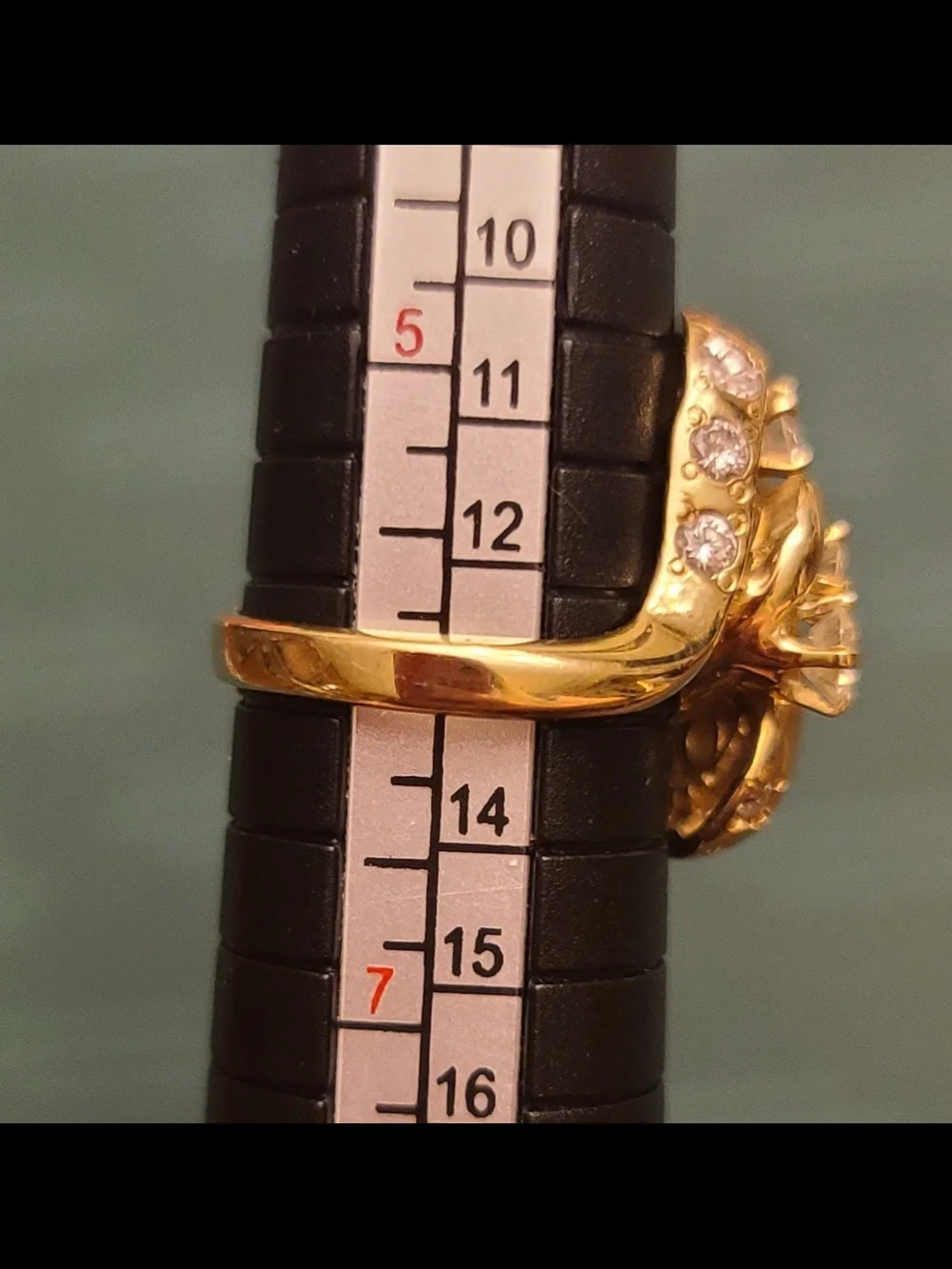 Stunning Custom Made 14K Gold And Diamond Swirl Ring! Size 6